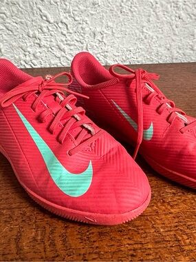 Nike Kids Mercurial Indoor Soccer Shoes